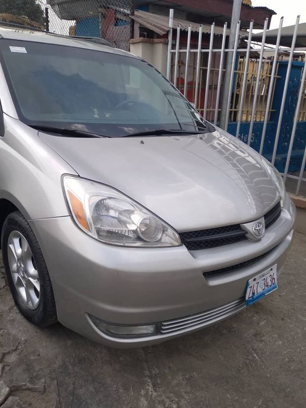 Thumbnail 2 of 2006 Toyota Sienna xle